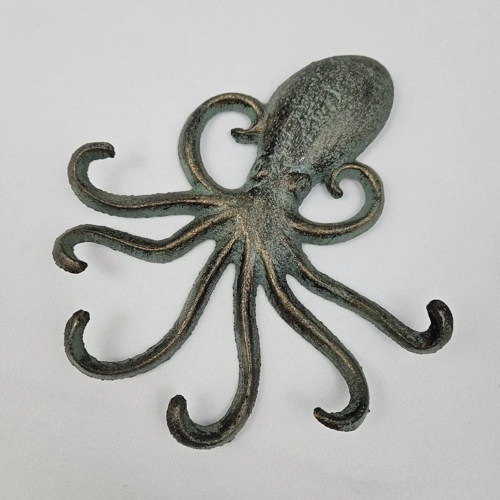 Cast Iron Octopus Wall Hook Key Rack Towel Hanger Verdigris Nautical Coastal
